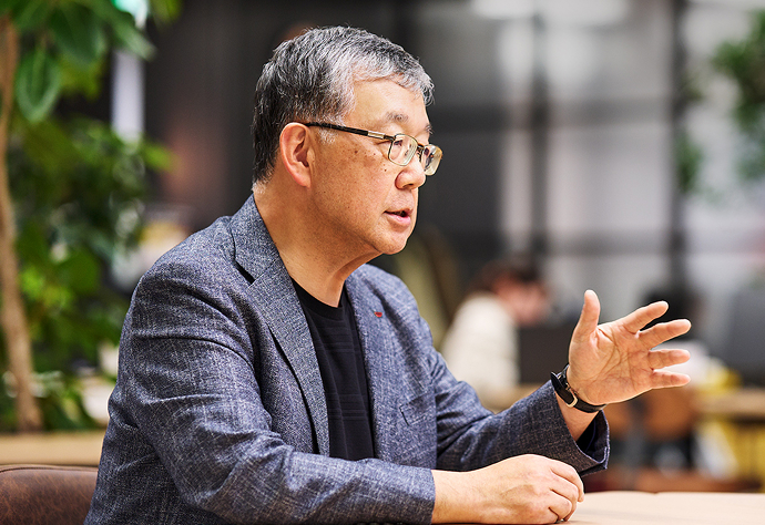 日清食品ホールディングス株式会社常務執行役員・CSO 西川 恭
